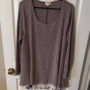 Umgee Mauve Ribbed Scoop Neck Long Sleeve Top with Lace Trim